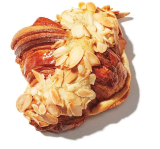 Bánh sừng bò hạnh nhân