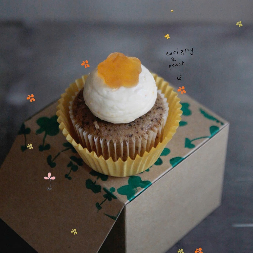  Earl grey& Peach cupcake